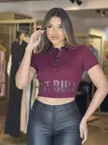 CROPPED POLO PIT BULL JEANS MODELAGEM SLIM E LOGOMANIA COM RELEVO
