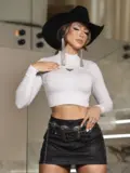 SUÉTER CROPPED EMPÓRIO PIT BULL COM GOLA ALTA ÚNICO E ELEGANTE