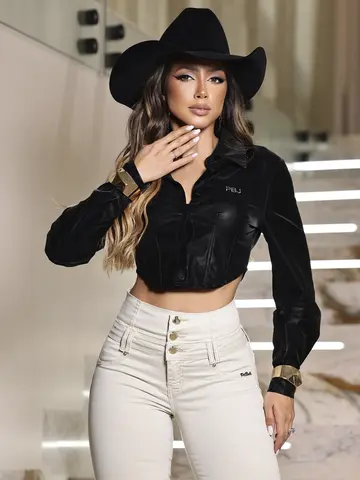 CAMISA CROPPED PIT BULL JEANS SOFISTICADA E FASHION COM TOQUE EXCLUSIVO