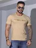 CAMISETA MASCULINA COM ESTAMPA DOURADA PIT BULL JEANS CASUAL E ESTILOSA