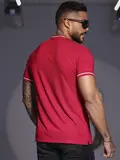 CAMISETA MASCULINA CASUAL PIT BULL VERMELHA AUTÊNTICA E VIBRANTE