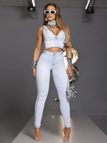CROPPED JEANS FEMININO ELEGANTE PIT BULL COM DECOTE E DETALHE METÁLICO