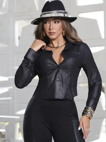 CAMISA CROPPED MANGA LONGA COLOR EM COURO ECOLÓGICO EMPÓRIO PIT BULL