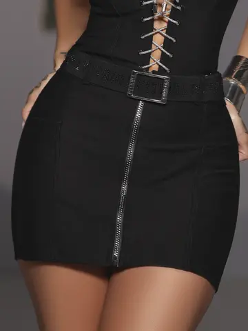 SHORT SAIA ELEGANTE COM CINTO PERSONALIZADO PIT BULL JEANS