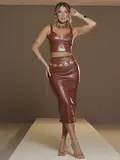 CONJUNTO SAIA E CROPPED CONTEMPORÂNEO EM COURO ECOLÓGICO EMPÓRIO PIT BULL