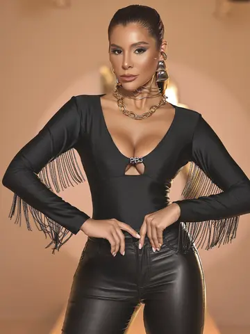 BLUSA MANGA LONGA CONCEITO COM FRANJAS DE STRASS PIT BULL JEANS