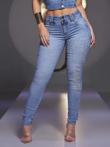 CALÇA FEMININA MODELADORA SKINNY COM ESCRITA PIT BULL JEANS EM BORDADO