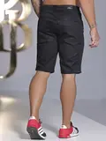 BERMUDA MASCULINA COM ELÁSTICO LATERAL PERSONALIZADO PIT BULL JEANS
