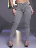 CALÇA FEMININA CLOCHARD COM BORDADO NOS BOLSOS TRASEIROS PIT BULL JEANS