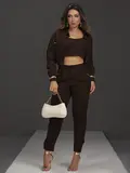 CONJUNTO COM CALÇA, JAQUETA E TOP EMPÓRIO PIT BULL CASUAL E REFINADO
