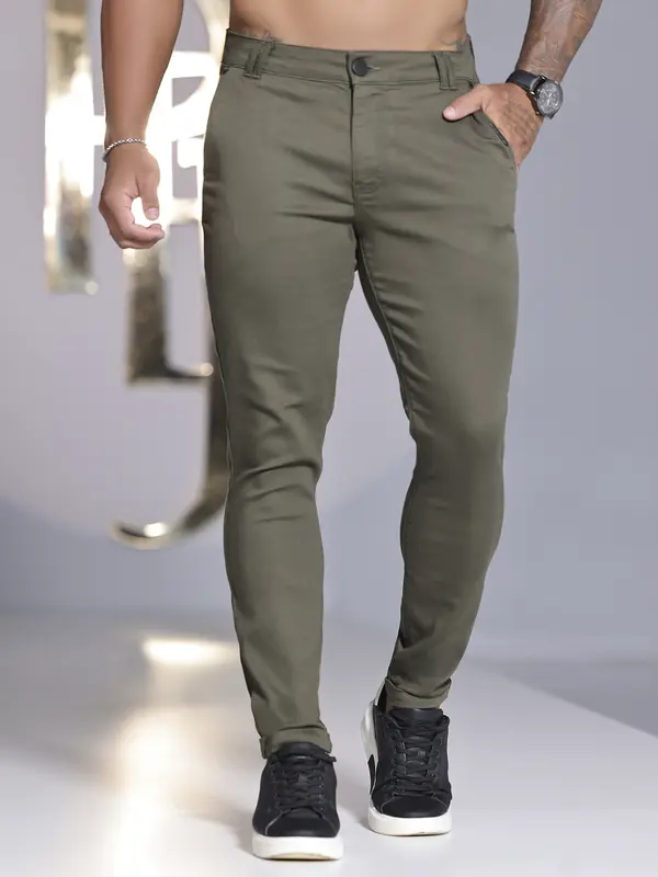 CALÇA MASCULINA SLIM COM DETALHE EM BORDADO NO CÓS PIT BULL JEANS