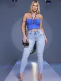 CALÇA SKINNY LOGOMANIA CÓS ALTO COM BORDADO LATERAL PIT BULL JEANS
