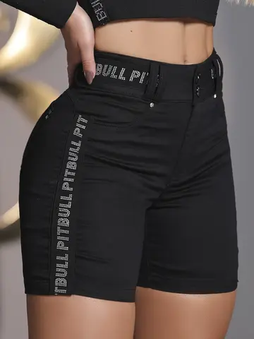 BERMUDA MEIA COXA PRETA COM ELÁSTICO CRISTAL E MODELAGEM AJUSTADA PIT BULL JEANS