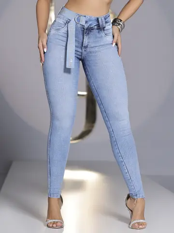 CALÇA SKINNY MODELADORA PIT BULL JEANS COM CINTO E APLICAÇÕES EM BRILHO