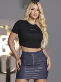 MINISSAIA PIT BULL JEANS EM ALGODÃO STRETCH COM MODELAGEM VERSÁTIL E ELEGANTE