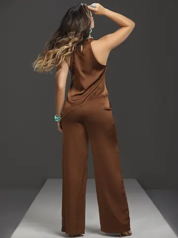 CONJUNTO CALÇA E BLUSA COM CINTO EMPÓRIO PIT BULL LEVE E REFINADO