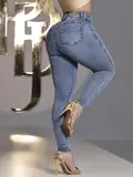 CALÇA HOT PANTS CINTURA ALTA PIT BULL JEANS COM FAIXA E LETREIRO PERSONALIZADO