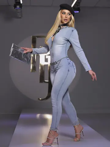 MACACÃO MANGA LONGA COM CINTO PIT BULL JEANS ELEGANTE E MODELADOR