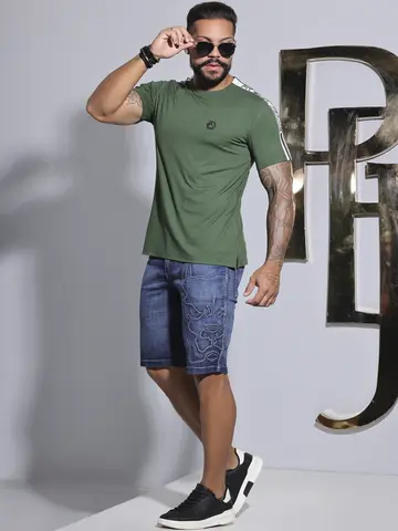 Bermuda Masculina com Bordado Lateral Estiloso Pit Bull Jeans