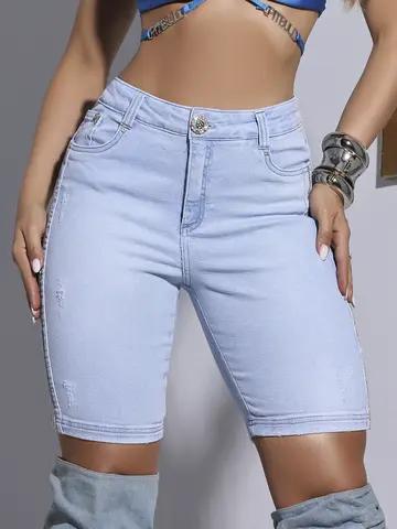 Bermuda Ciclista Feminina com Corrente de Strass na Lateral Pit Bull Jeans