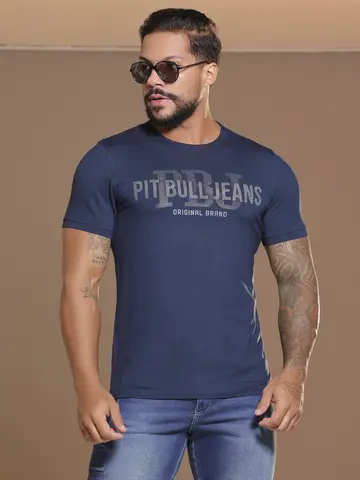 Camiseta Gola O Sofisticada com Logomania Metalizada Pit Bull Jeans
