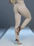 Macacão Color Elegante e Versátil com Cinto Pit Bull Jeans