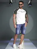 Camiseta Masculina Autêntica e Sofisticada com Logomania Pit Bull Jeans