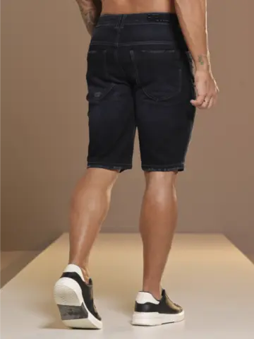 Bermuda Masculina Estilosa com Toque Destroyed e Bordado a Laser Pit Bull Jeans