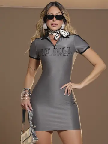 Vestido Polo Fashion e Sofisticado com Relevo Pit Bull Jeans