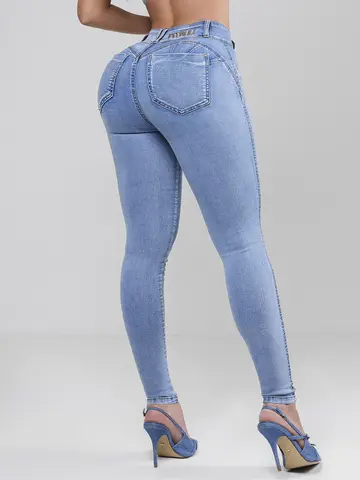 Calça Skinny Confortável e Elegante com Lavado Claro Pit Bull Jeans