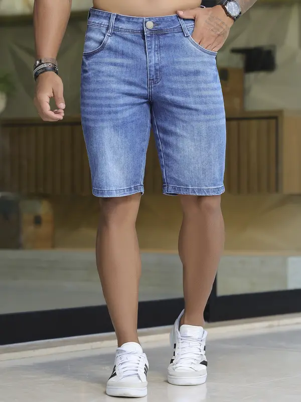 Bermuda Masculina Sofisticada e Casual com Lavado Médio Pit Bull Jeans