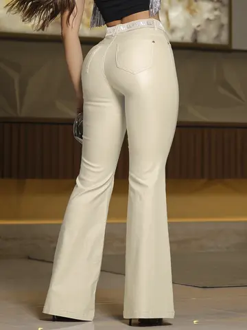 Calça Flare Cós Alto Elegante e Refinada com Cinto Personalizado Pit Bull Jeans