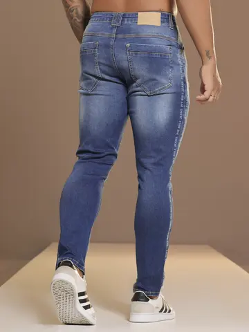 Calça Masculina Autêntica e Sofisticada com Lateral Personalizada Pit Bull Jeans