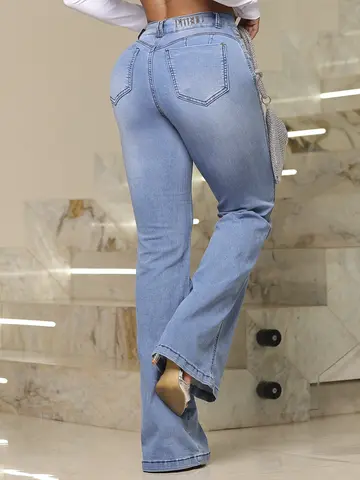 Calça Flare Confortável e Casual Pit Bull Jeans com Caimento Elegante