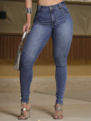 Calça Hot Pants Sofisticada e Estilosa Modelagem Ajustada Pit Bull Jeans