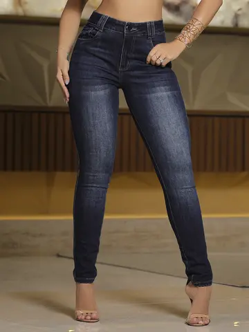 Calça Boyfriend Estilosa e Confortável com Lavado Escuro Pit Bull Jeans