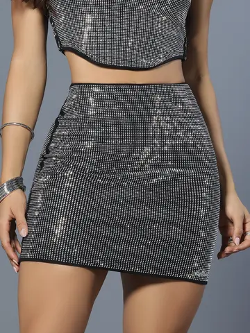 Saia Conceito Elegante e Estilosa com Detalhes em Sextavado Pit Bull Jeans