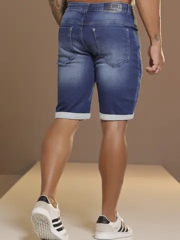 Bermuda Masculina Autêntica com Cordão de Amarração e Bordado Pit Bull Jeans