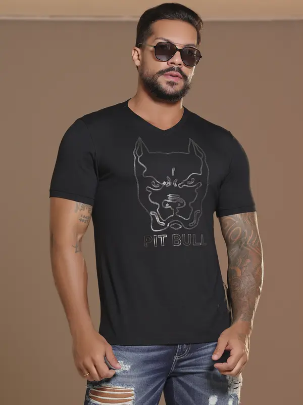 Camiseta Slim Gola V Casual e Estilosa com Estampa Pit Bull Jeans