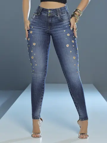 Calça Skinny Modeladora e Sofisticada com Detalhes em Ilhoses Pit Bull Jeans