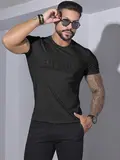 Camiseta Gola O Casual e Sofisticada com Estampa Metalizada Pit Bull Jeans