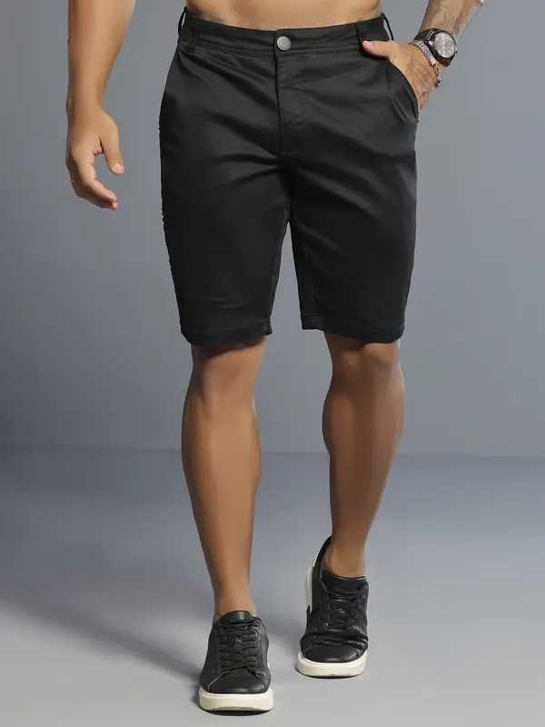 Bermuda Masculina Preta Casual Pit Bull Jeans com Bordado Lateral