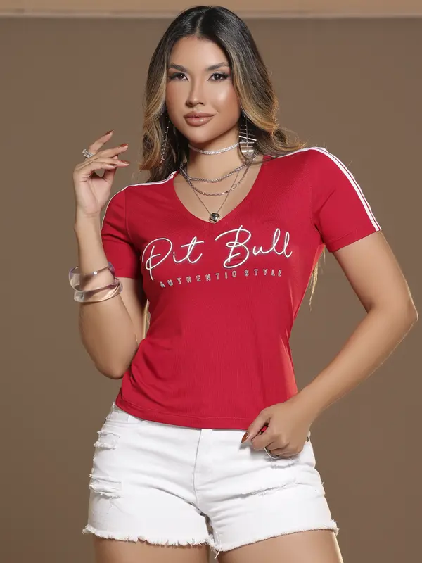 T-shirt Autêntica e Estilosa com Estampa em Relevo Pit Bull Jeans
