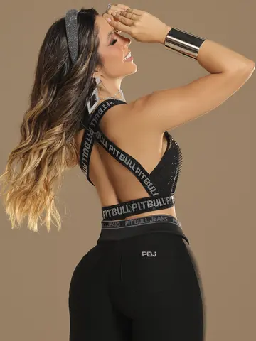 Cropped Conceito Elegante e Sofisticado com Pedrarias Pit Bull Jeans