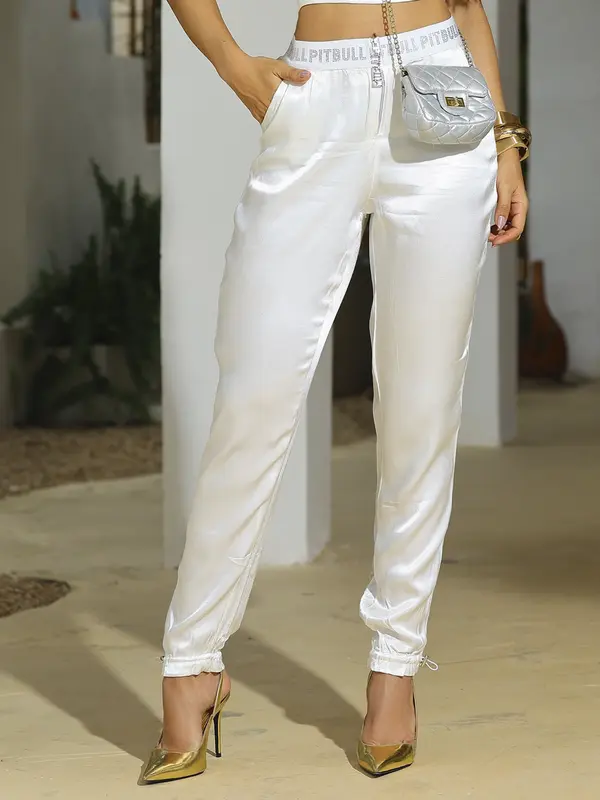 Calça Feminina Confortável e Sofisticada com Elástico no Cós Pit Bull Jeans