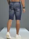 Bermuda Masculina Sofisticada com Lavado Médio e Estilo Destroyed Pit Bull Jeans