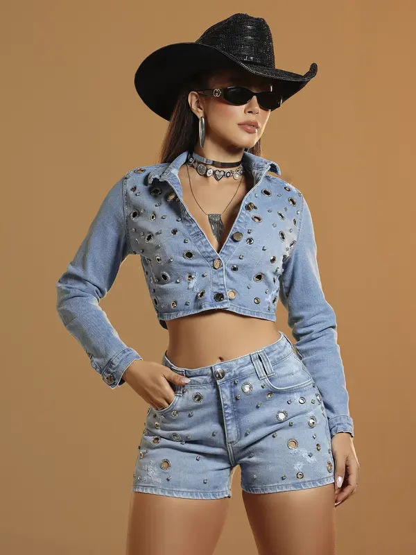 Jaqueta Jeans Conceito Sofisticada com Pedrarias e Ilhoses Pit Bull Jeans