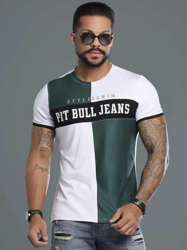 Camiseta Gola O Estilosa e Autêntica com Estampa em Relevo Pit Bull Jeans