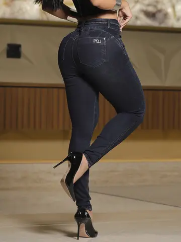 Calça Skinny Escura Cós Largo e Cinto de Strass Pit Bull Jeans