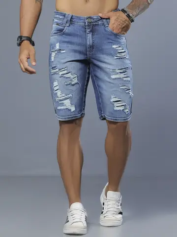 Bermuda Masculina com Estilo Destroyed e Detalhe Lateral Pit Bull Jeans